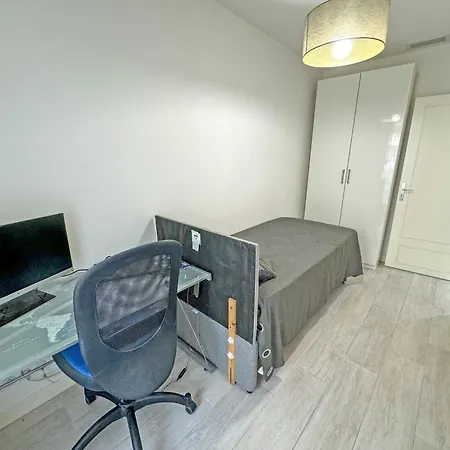 Gorgeous Oceanfront Promenade Апартаменты *