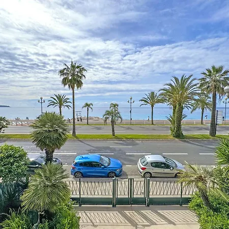 Gorgeous Oceanfront Promenade Nice