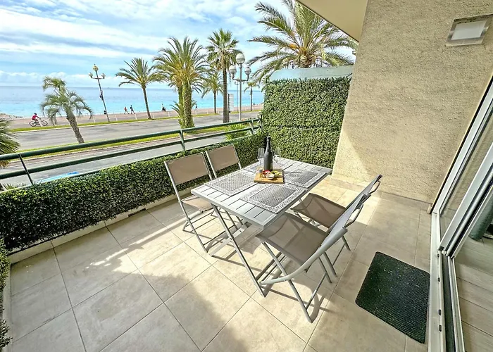 Gorgeous Oceanfront Promenade Appartement