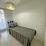 Апартаменты Gorgeous Oceanfront Promenade Ницца